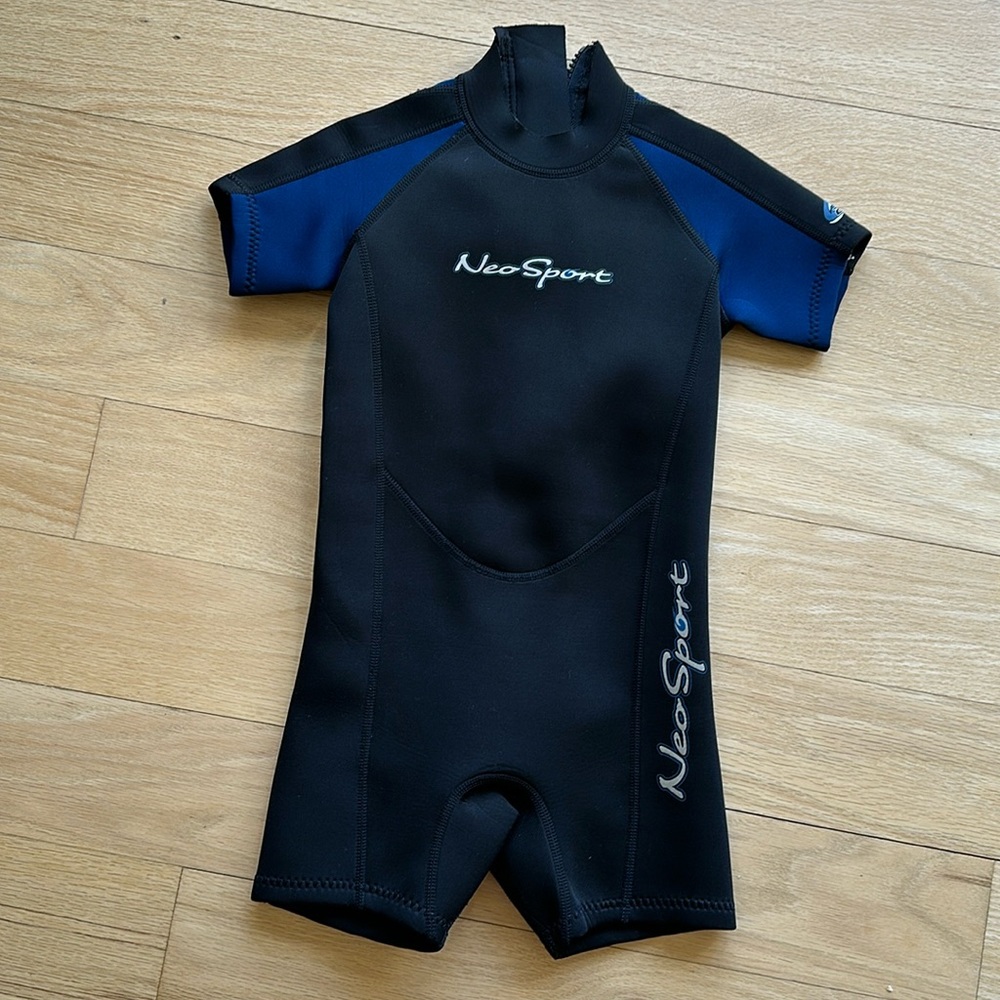 Short sleeve wetsuit